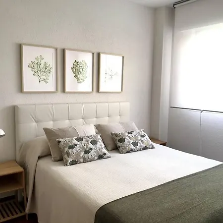 A 200 Metros De La Playa, Mobiliario Nuevo, Wifi * San Vicente De La Barquera