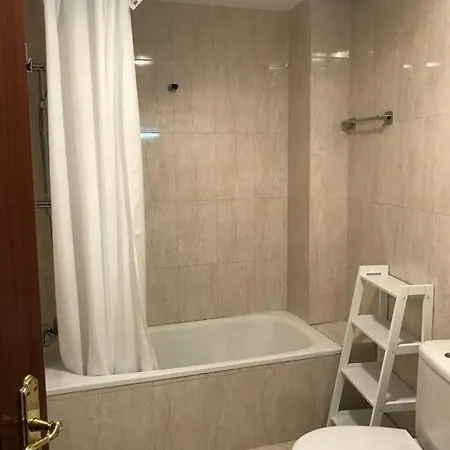 A 200 Metros De La Playa, Mobiliario Nuevo, Wifi * San Vicente De La Barquera