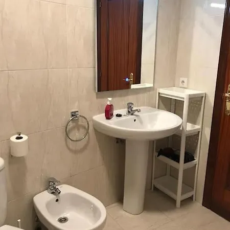 A 200 Metros De La Playa, Mobiliario Nuevo, Wifi * San Vicente De La Barquera